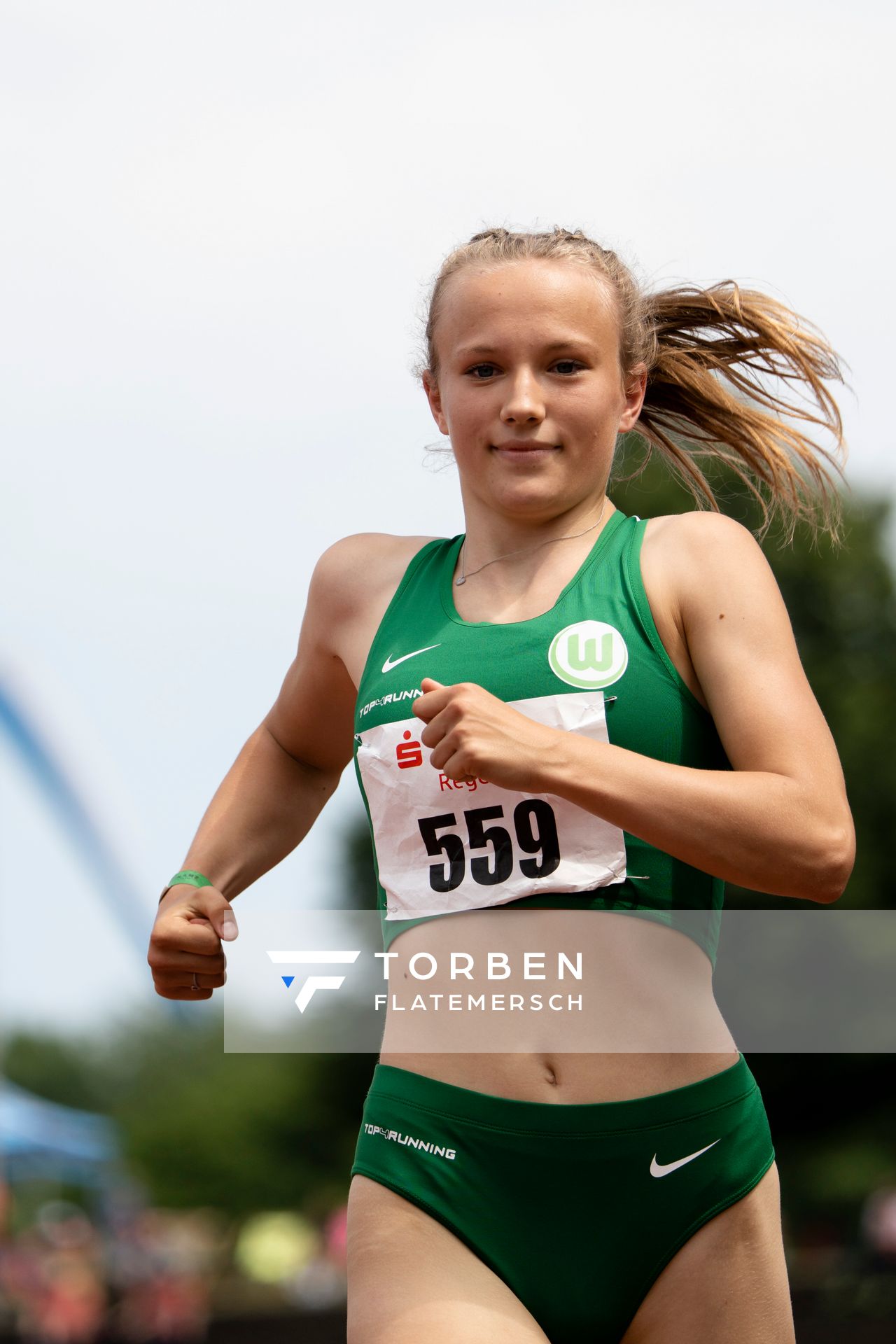 Nele Jaworski (VfL Wolfsburg) ueber 100m am 04.06.2022 waehrend der Sparkassen Gala in Regensburg